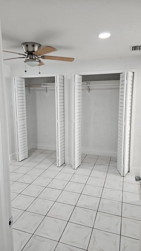 Photo - 951 W 53rd St Unidad 1