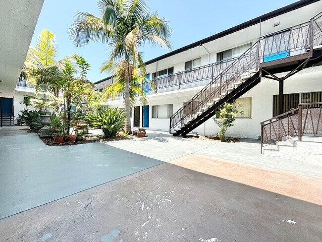 3401 Ocean Park Blvd
