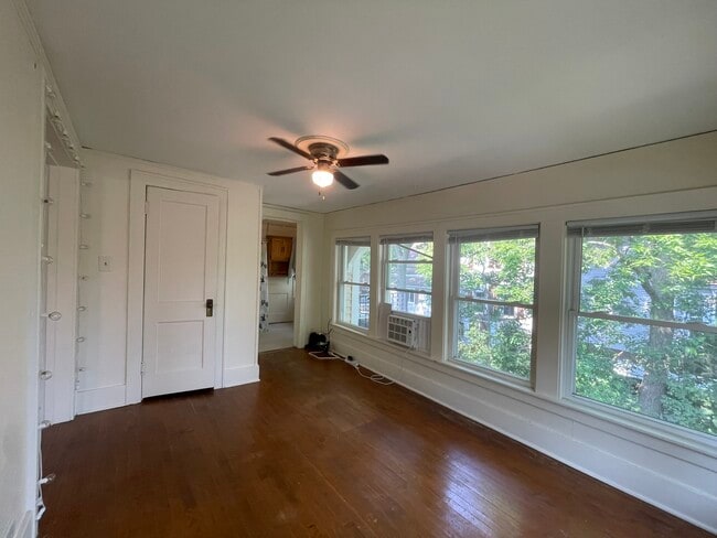 Building Photo - 148 Marston Ave