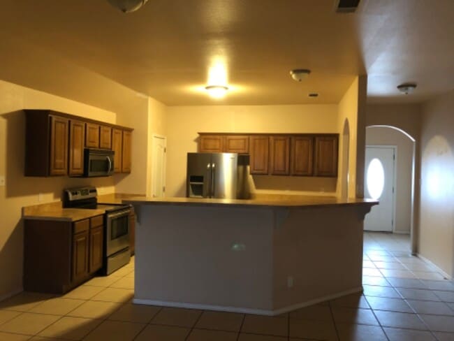 Photo - 5541 Medford Ct