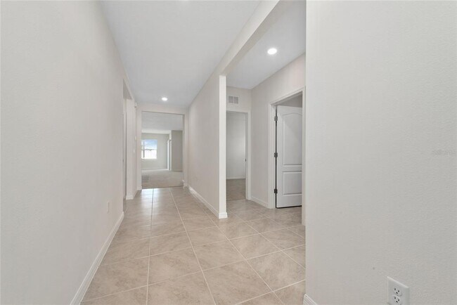 Photo - 804 Silver Palm Dr