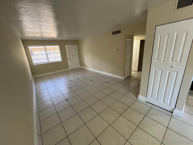 Photo - 1370 NE 119th St Unit 137008