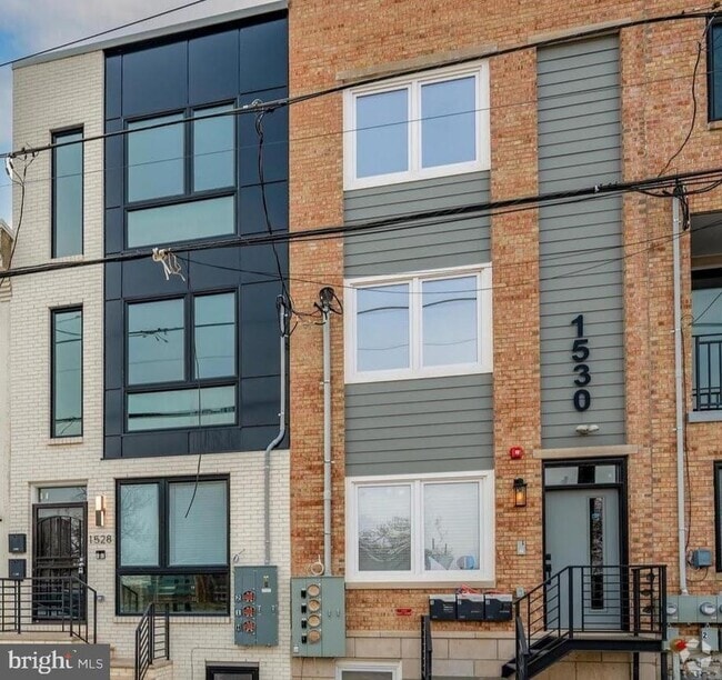 Building Photo - 1528 N 25th St Unit 2 Rental