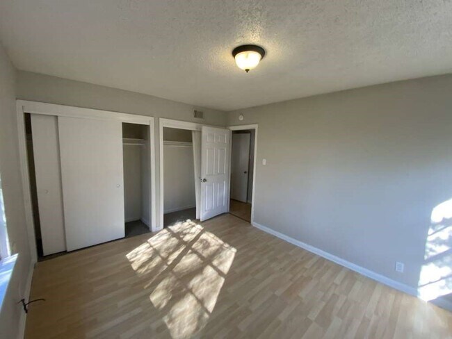 Photo - 5810 Belmark St