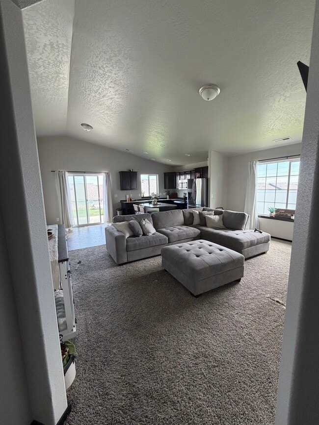 Photo - 349 Cartwright Ave