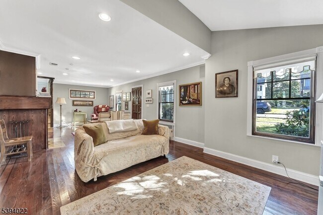 Photo - 19 Forest Dr