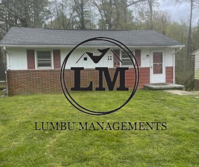 Building Photo - 517 Stephens St