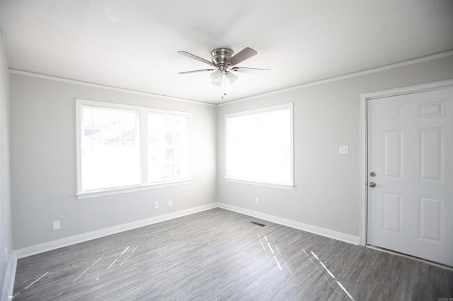 Photo - 1814 Moss St