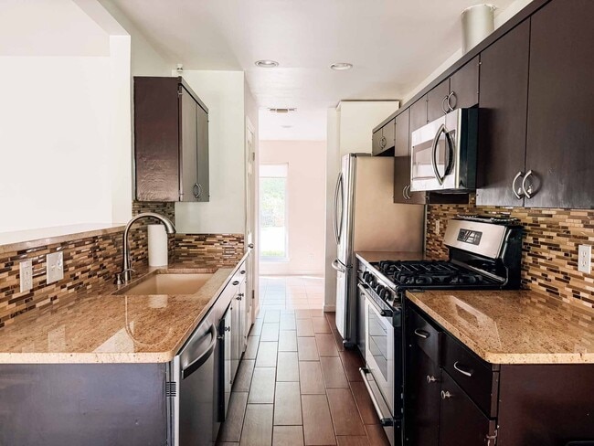 Photo - 5807 Burnhill Dr