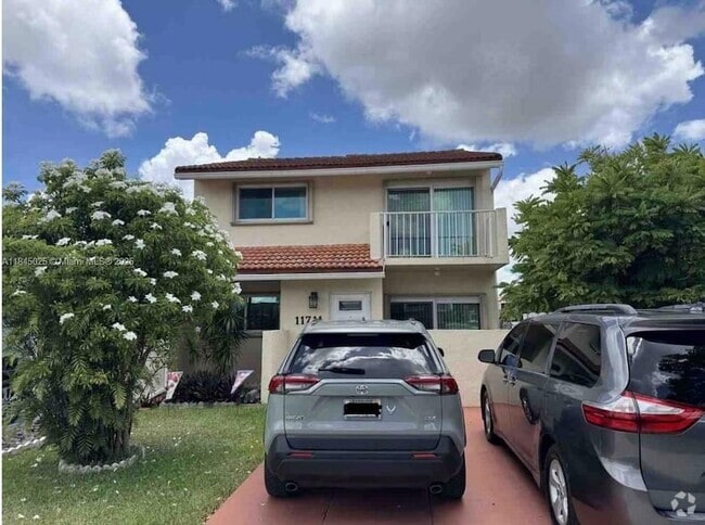 Building Photo - 11711 SW 13th St Rental