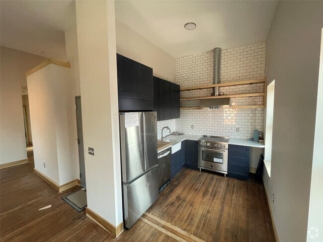 Building Photo - 199 South St Unit 3 Rental