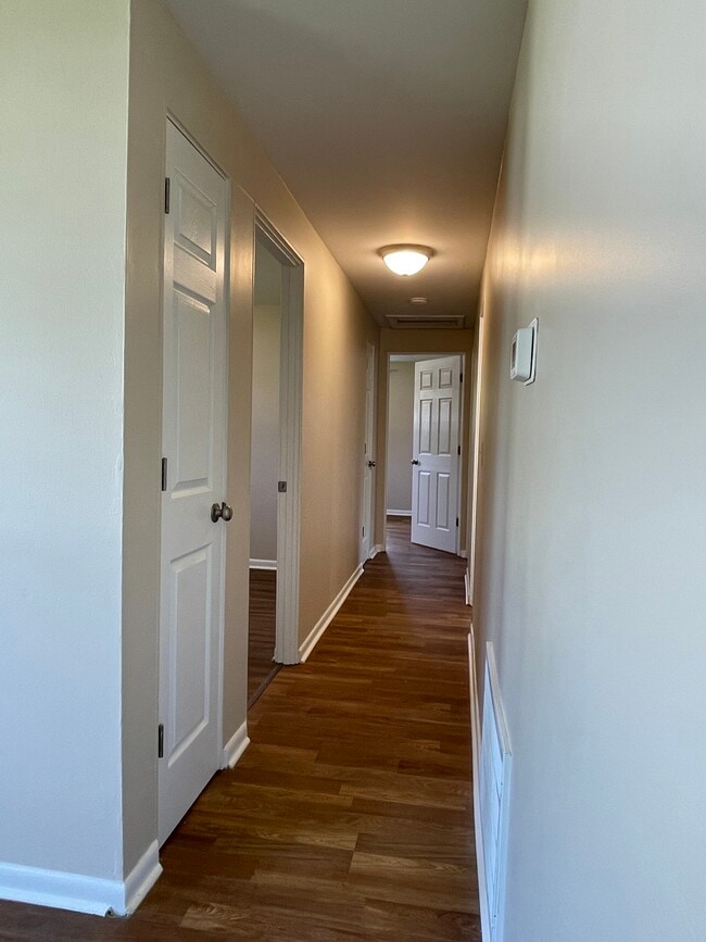 Photo - 19 Valley Park Dr