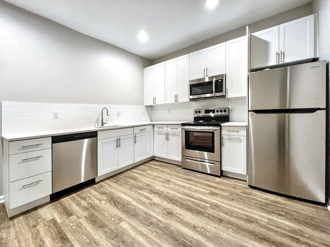 501 W Mulberry Street