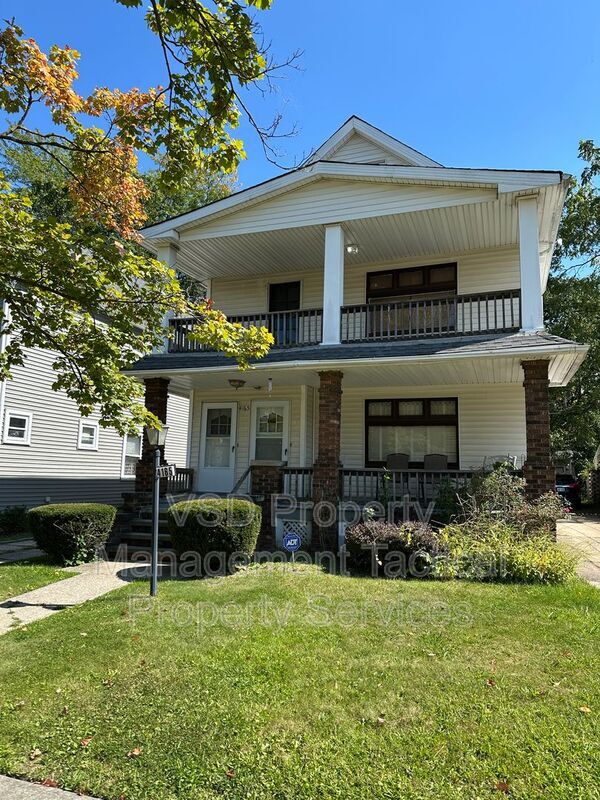 Building Photo - 4165 E 111th St Unit Up Rental