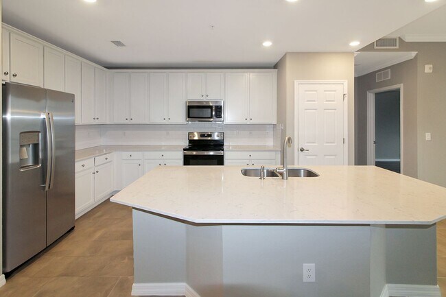 Photo - Sarasota National Annual Condo for Rent Unit 103