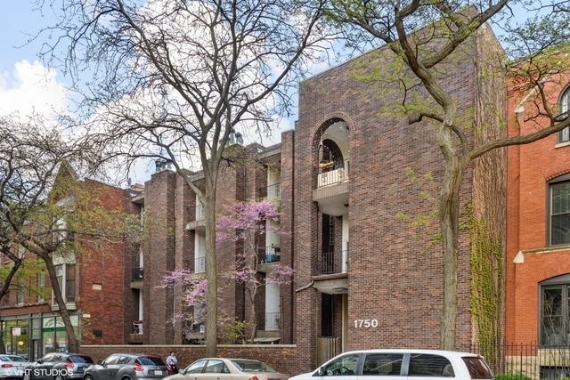 Building Photo - 1750 N Wells St Unit 202 Rental