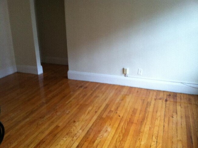 Photo - 349 Pleasant St