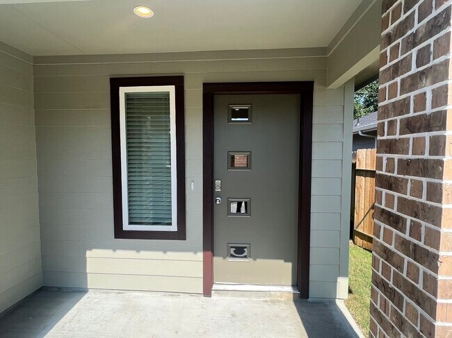 Photo - 12916 Wempe Wy