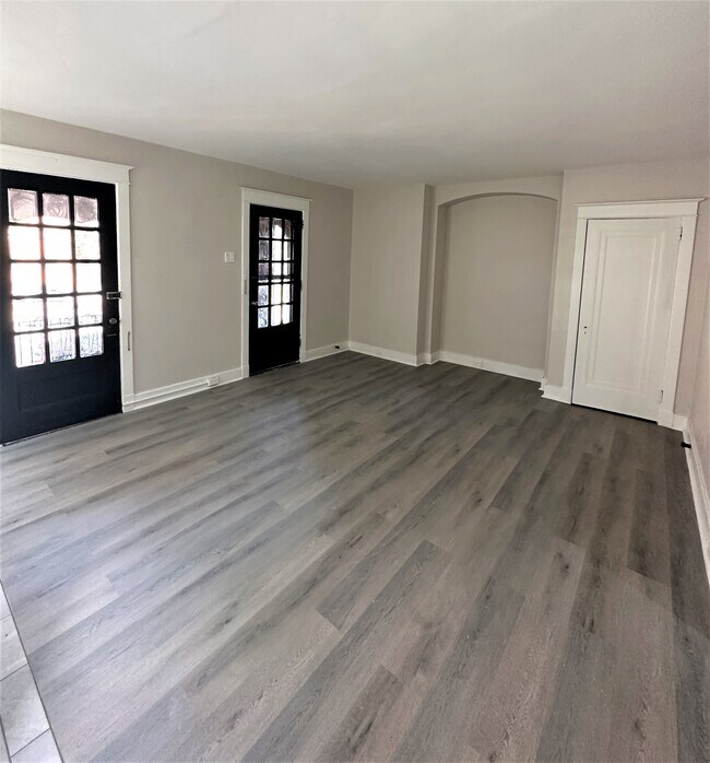 Photo - 5718 Beacon St Unit 5718