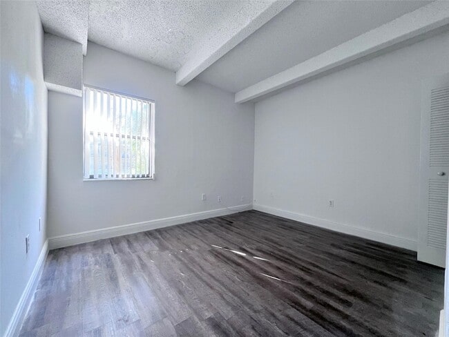 Photo - 2580 NW 56th Ave Unit 600-404