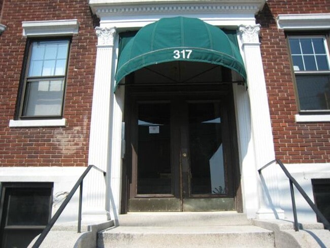 Photo - $2,110 Brighton Studio | Short distance to Green Line | Budget-Friendly Brighton Living