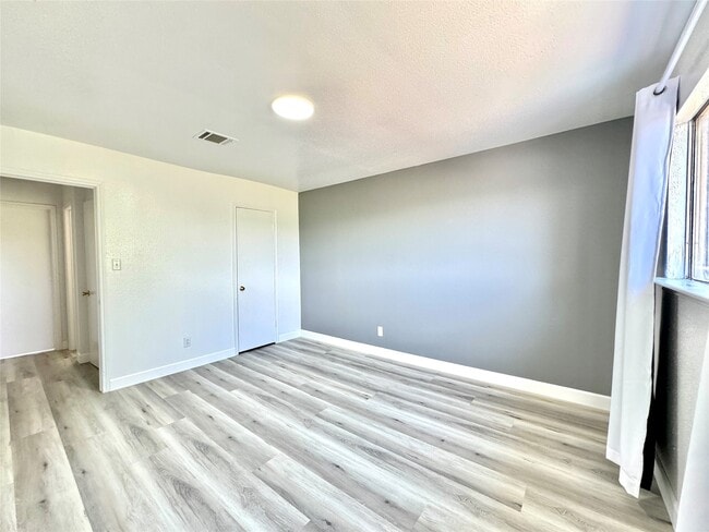 Photo - 11127 Village Bend Ln