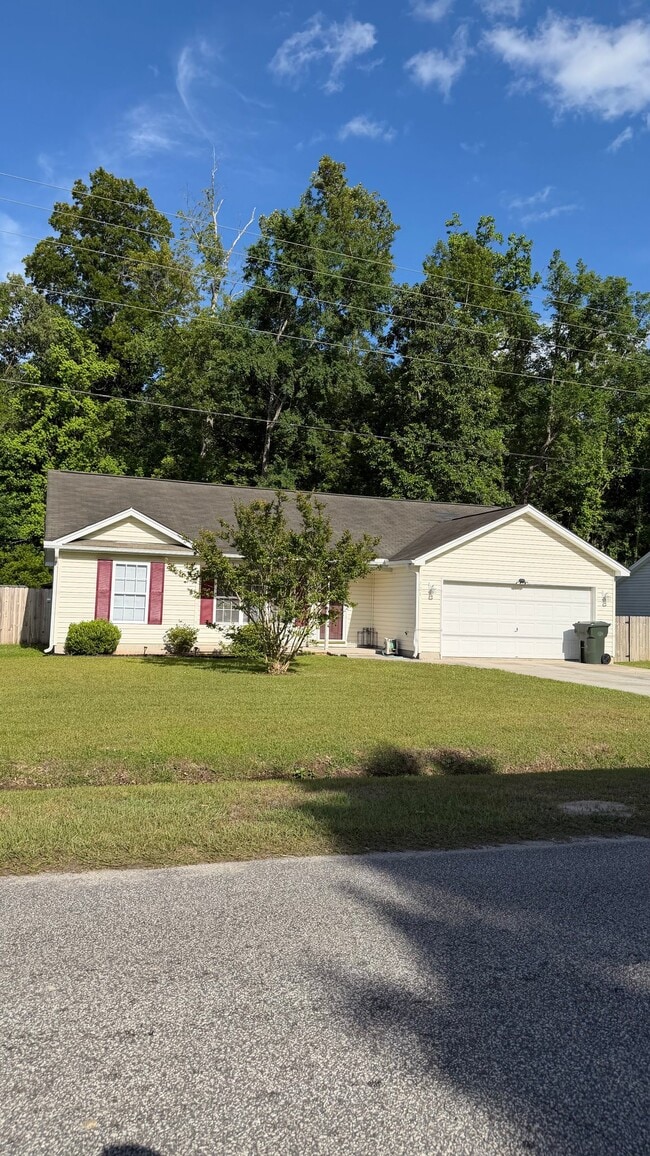 Building Photo - 224 Lindy Creek Rd