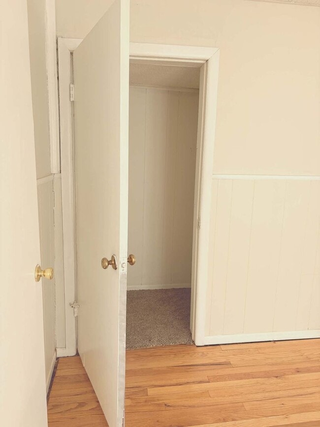 Photo - 2410 W Douglas Ave Unidad 2410