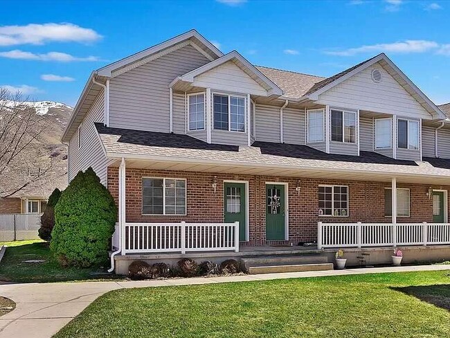 Building Photo - 619 W 2300 S Unit 5