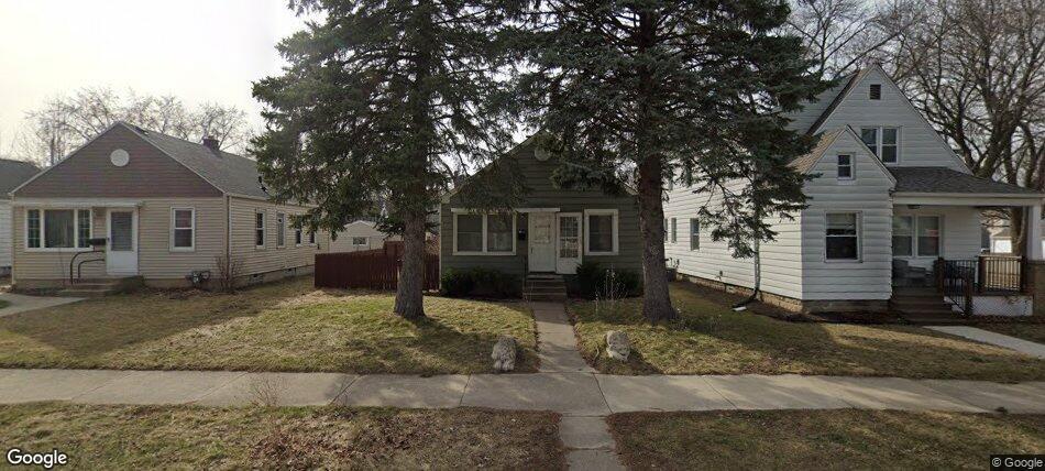 Photo - 3751 S Herman St