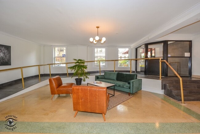 Photo - 5326 N Winthrop Ave