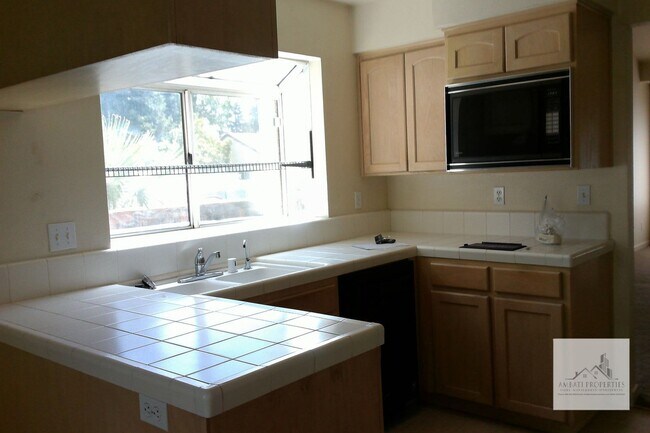 Photo - Beautiful Woodward Lake home on a large corner lot.