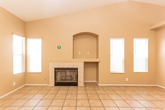 Photo - 6620 Peony Bush Dr