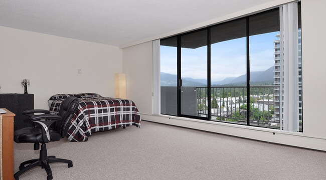 Photo - Marlborough Tower Unit 00402