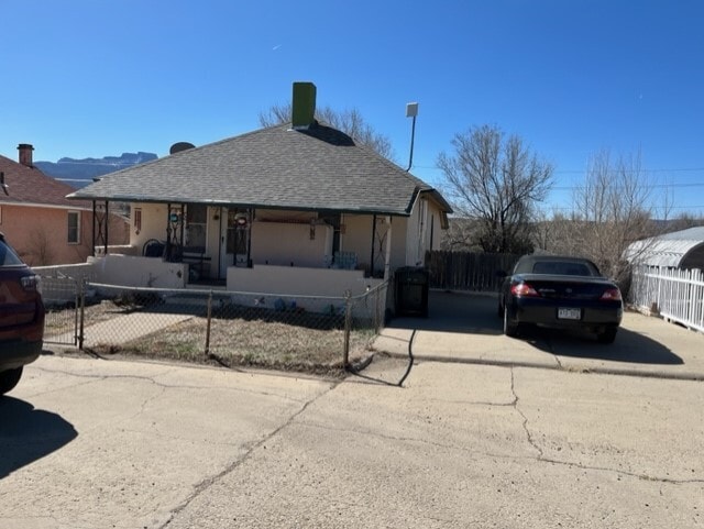 Building Photo - 922 Robinson Ave