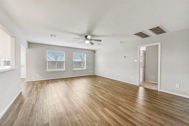 Photo - 4202 Parry Dr