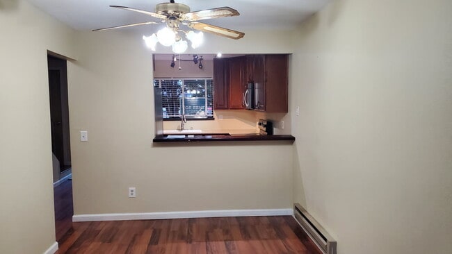 Photo - 1460 Parkway Dr