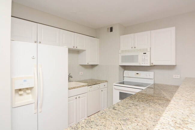 428 W Wellington Ave Unit H10