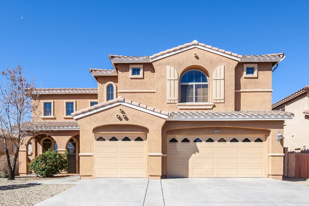 Photo - 5204 N 193rd Ave