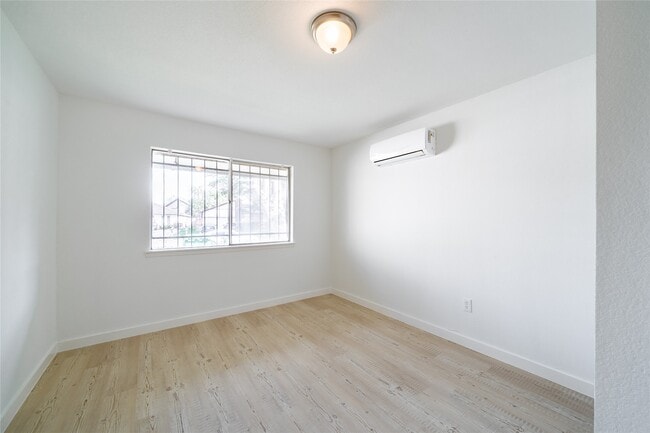 Building Photo - 12302 Kitty Brook Dr