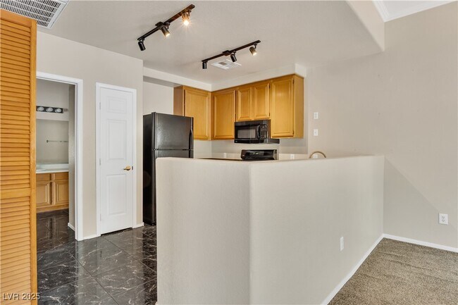 Photo - 10245 S Maryland Pkwy Unidad 282 Rental