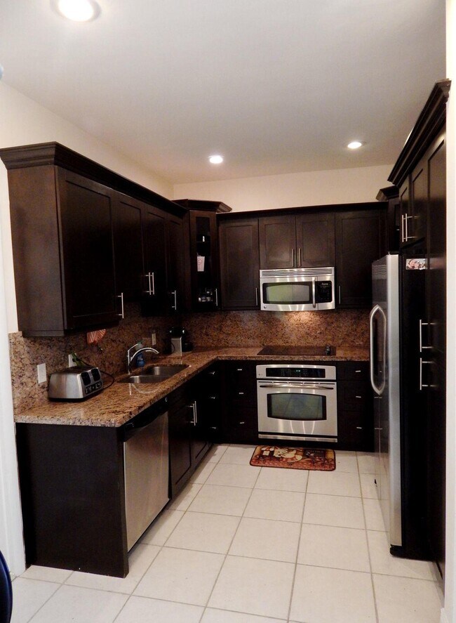 Photo - 10532 Lake Vista Cir