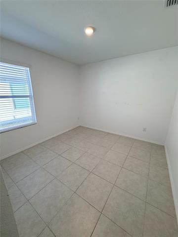 Photo - 206 Lemongrass Dr