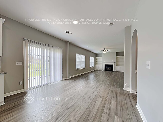 Photo - 2875 Watercrest Dr NW House