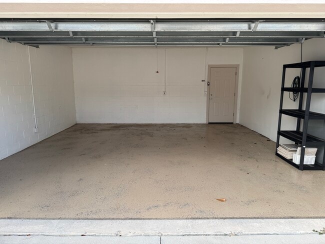 Photo - 300 Bermuda Bay Cir Unit 304