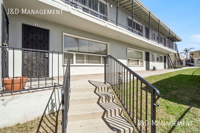 Photo - 824 47th St Unit C