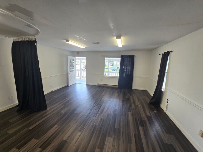 Photo - 25225 Harwell Dr