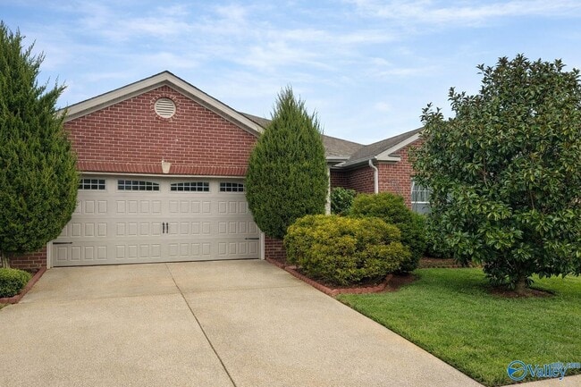 Building Photo - 273 Harold Murphy Dr