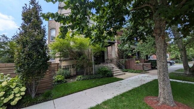 Photo - 3754 N Bell Ave Unit 1