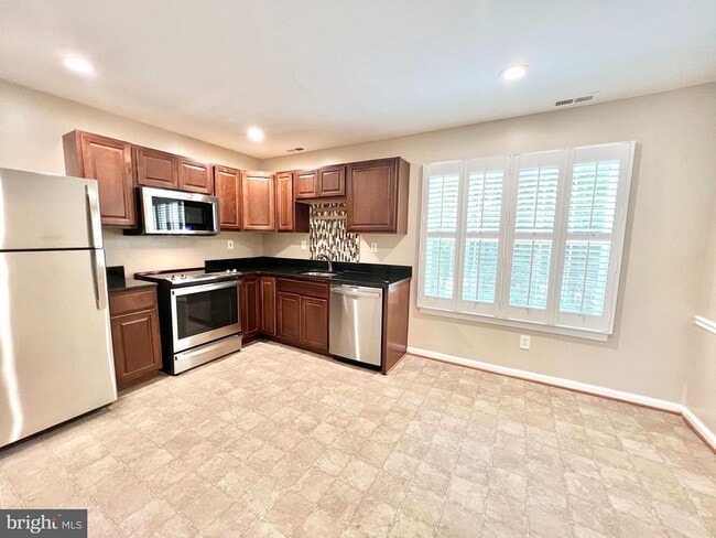 Photo - 5504 Woodlawn Manor Ct